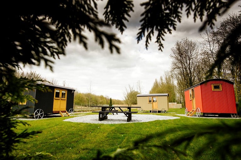 Huts (Preston, England, United Kingdom)