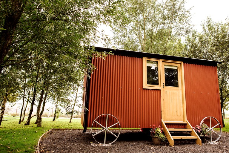 Huts (Preston, England, United Kingdom)