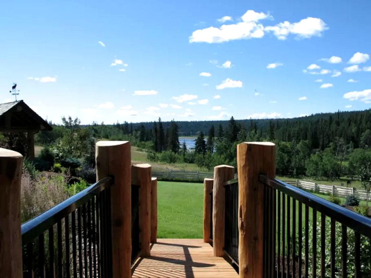 Rustic Waterfront Accommodation near Lac La Hache in British Columbia, Canada