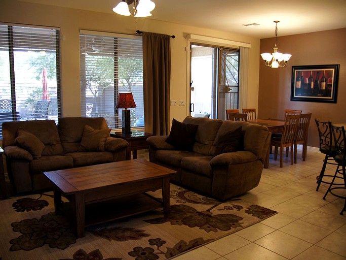 Vacation Rentals (Surprise, Arizona, United States)