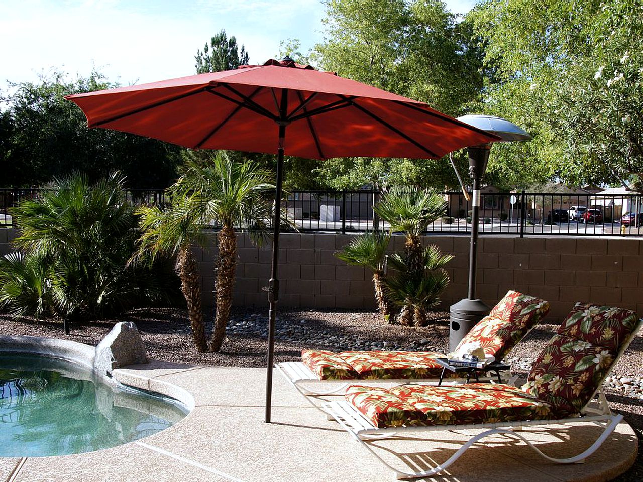 Luxurious Vacation Rental with Beautiful Backyard and Private Pool near Phoenix, Arizona