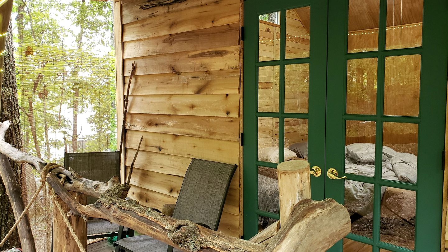 Radiant Forest Vacation Rental Haven Near Piney River, Tennessee