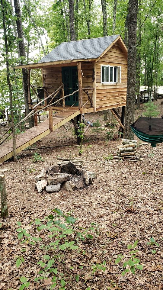 Radiant Forest Vacation Rental Haven Near Piney River, Tennessee