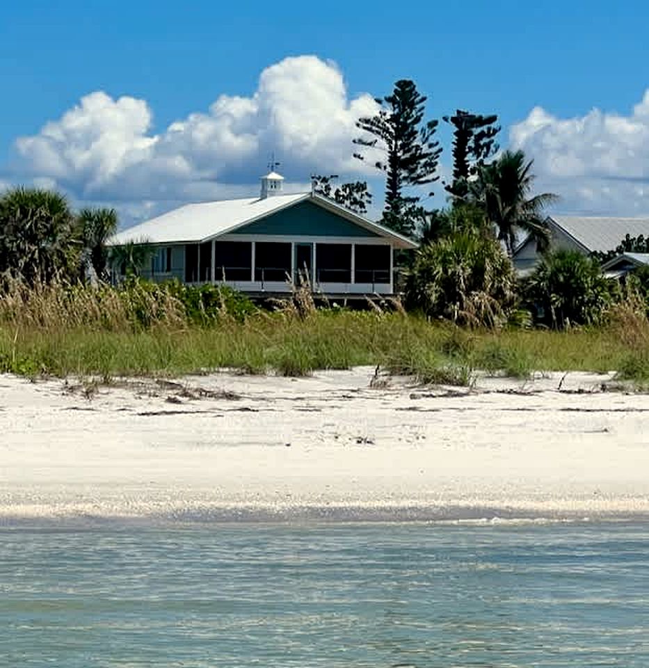 Charming Old Florida Cottage with Private Dock & Sunset Views near Little Gasparilla Island, FL