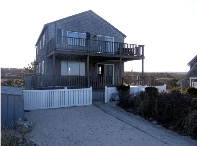 Oceanfront Cottage Rental In Massachusetts