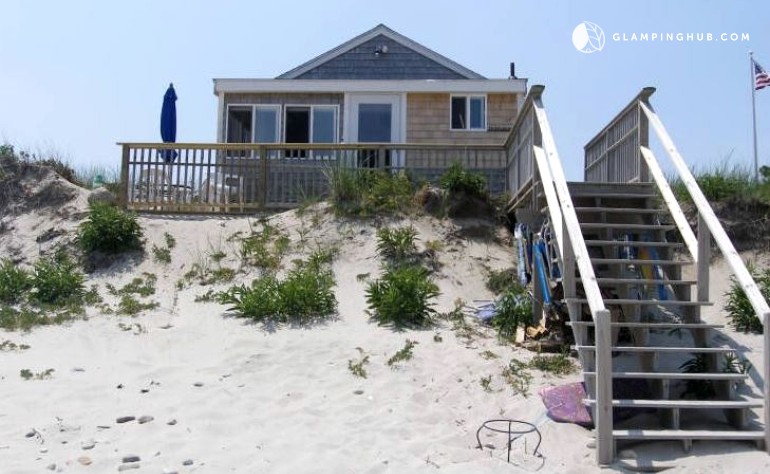 Spring Hill Beach Cottage Getaway In Cape Cod
