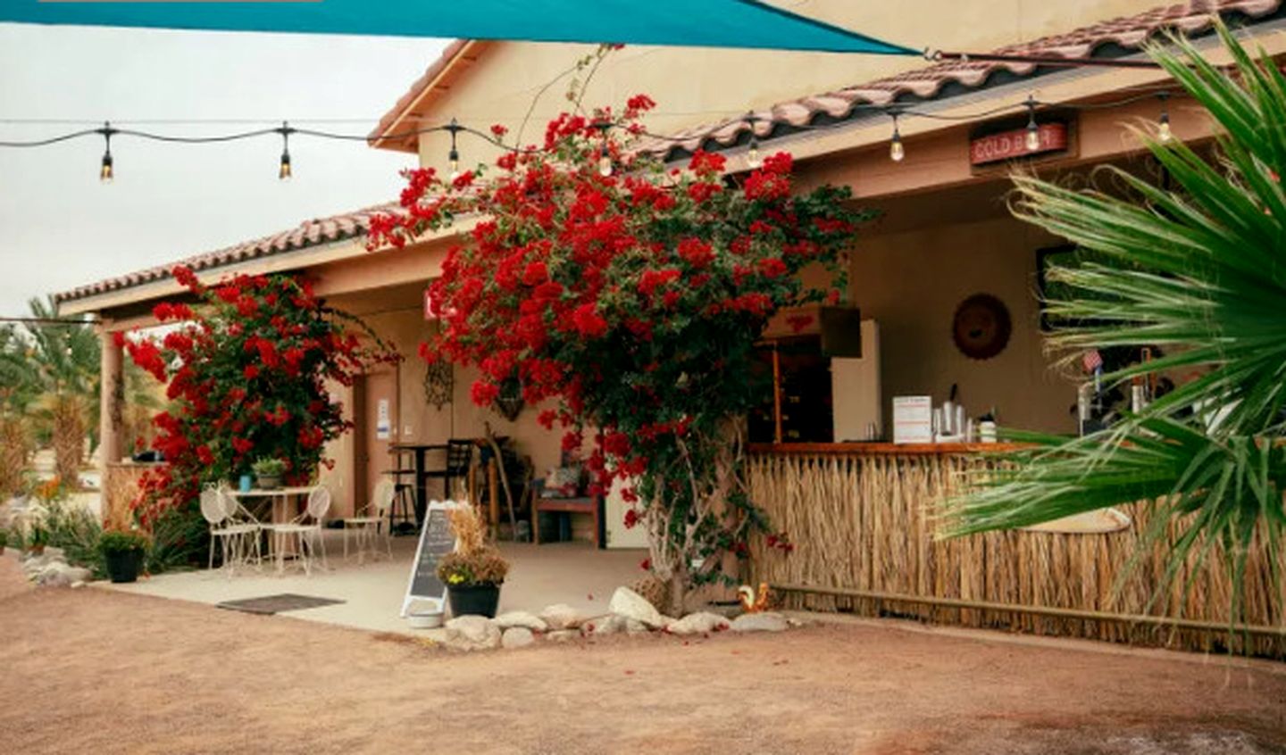 Secluded Cozy Bell Tent Perfect for Couples in Arizona