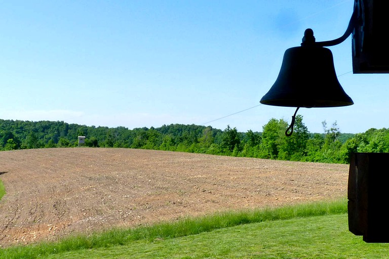 Cabins (Liberty, Kentucky, United States)