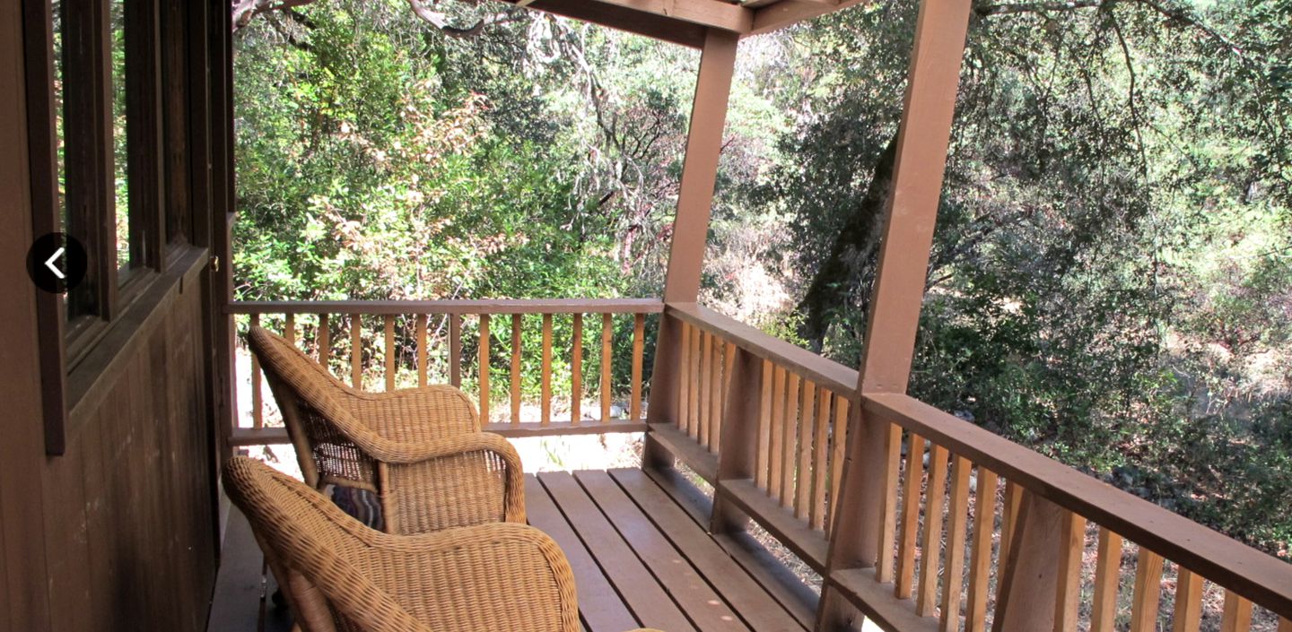 Quiet Cabins on the Klamath River in Northern California