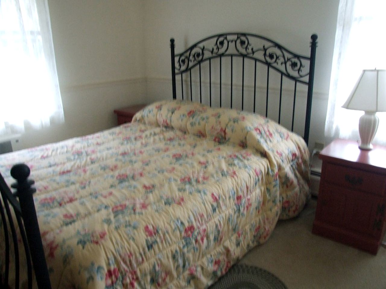 Comfortable Lodge Accommodation in the Country in West Dover, Vermont