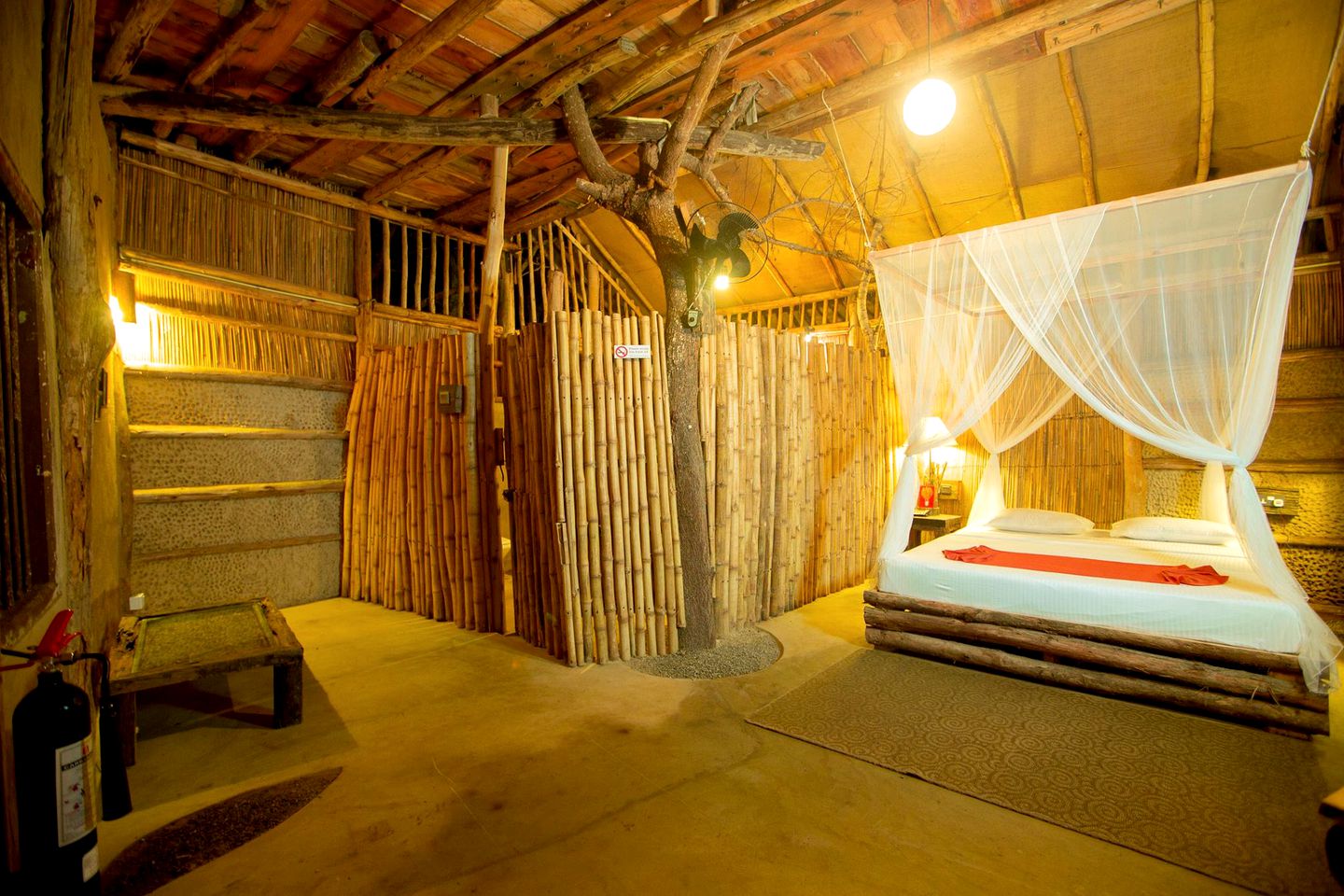 Unique Mud Hut and Tree House Rental for a Vacation near Tissamaharama in Sri Lanka