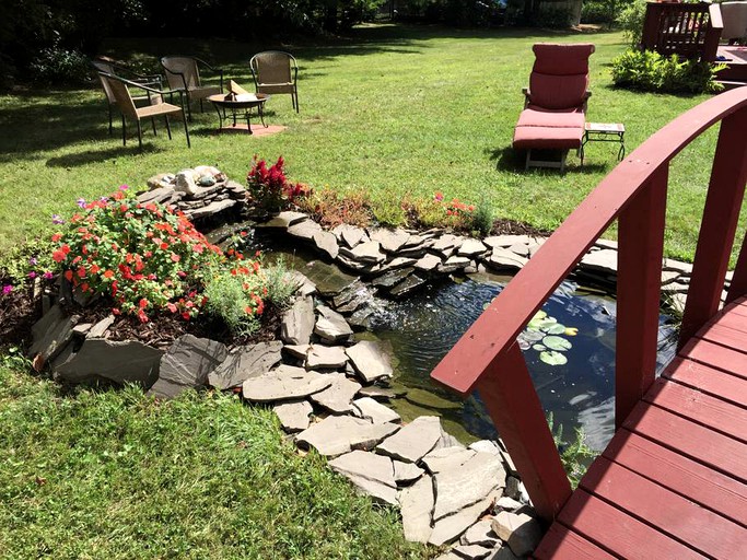 Yurts (Saratoga Springs, New York, United States)