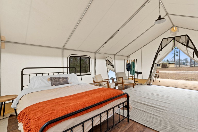 Cabins (United States of America, --, Florida)