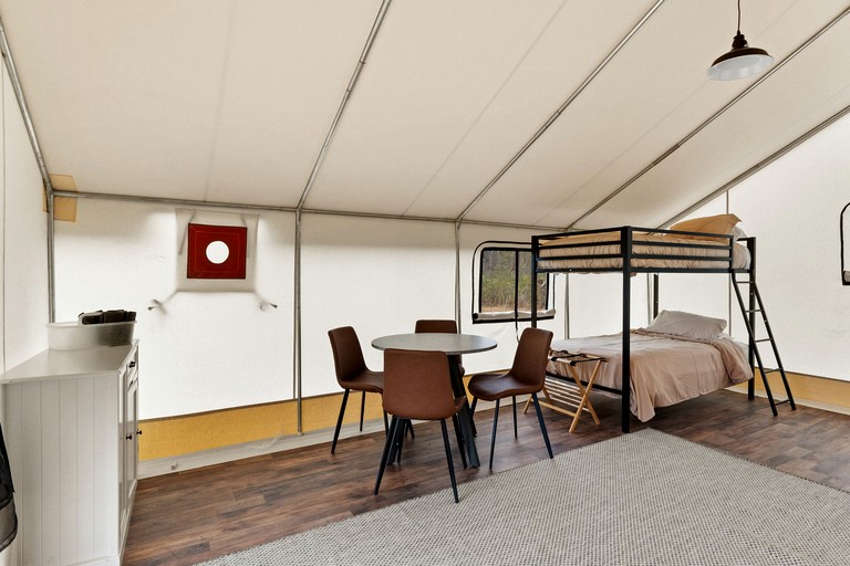 Cabins (United States of America, --, Florida)