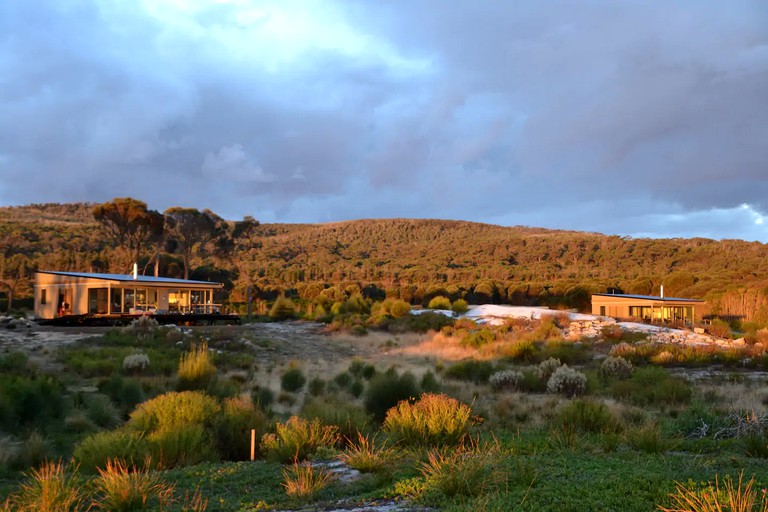 Beach Houses (Blue Rocks, Tasmania, Australia)