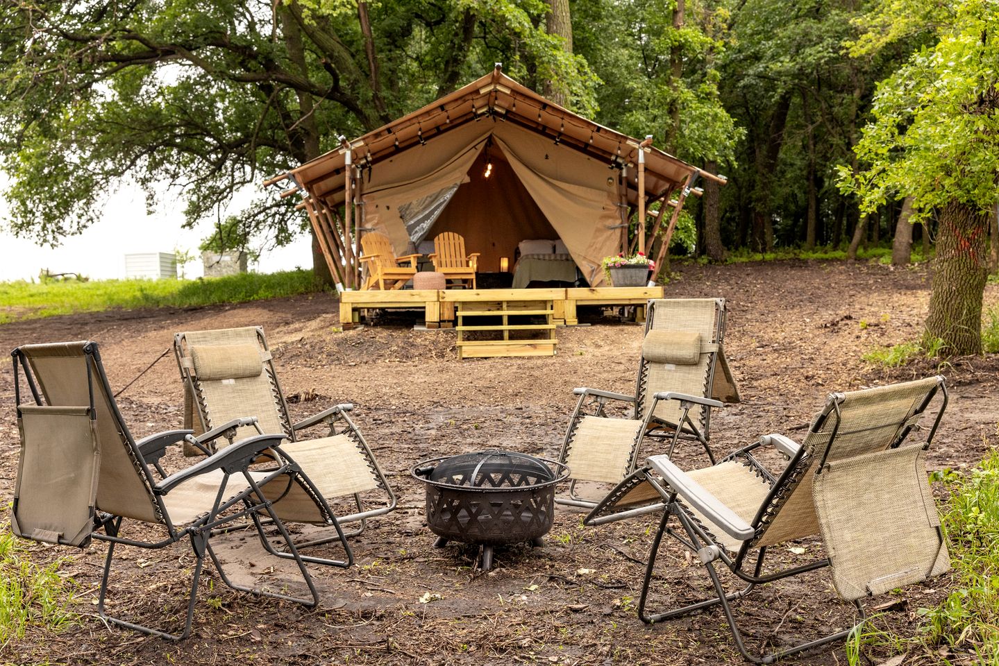 Charming Vineyard Glamping Tent with Wine Tastings near Lake Shetek in Currie, Minnesota
