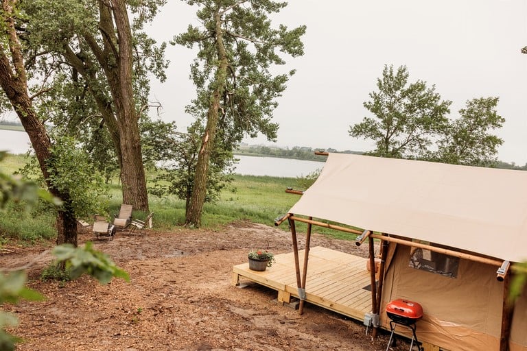 Tented Cabins (United States of America, Minneapolis, Minnesota)