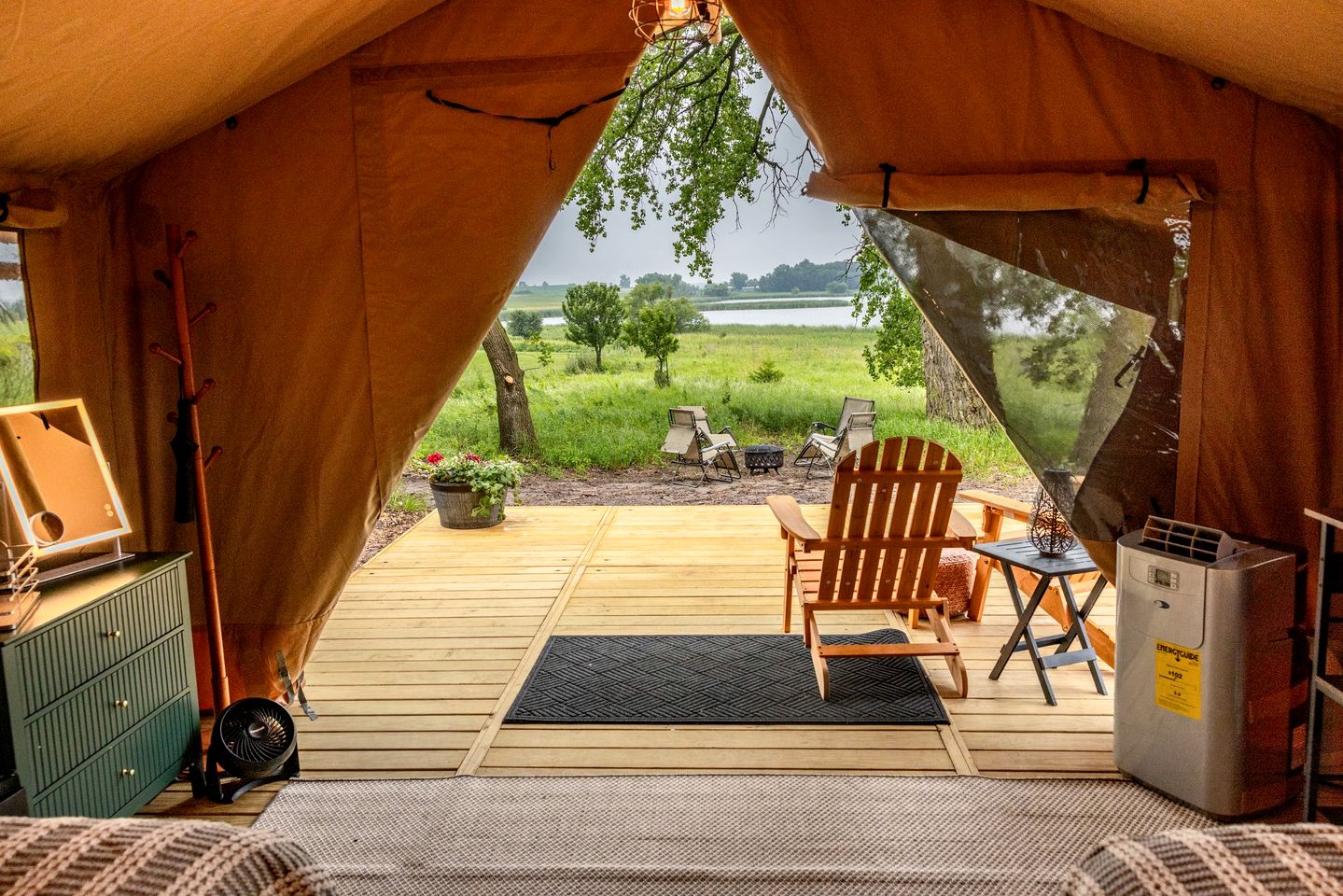 Charming Vineyard Glamping Tent with Wine Tastings near Lake Shetek in Currie, Minnesota