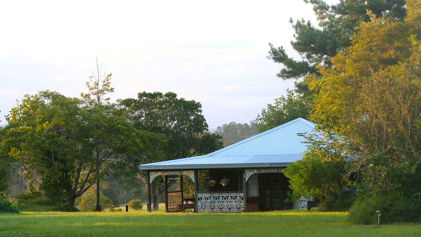 Scenic Cottage Rental with a Gorgeous Garden near Grafton in New South Wales