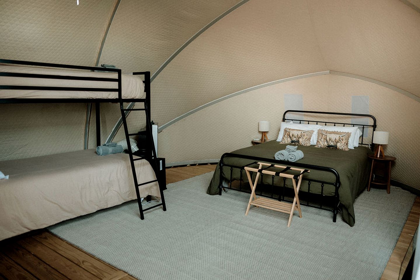 Scenic Family Glamping Retreat with Orchard & Mountain Views near Mountainair in Torreon, New Mexico