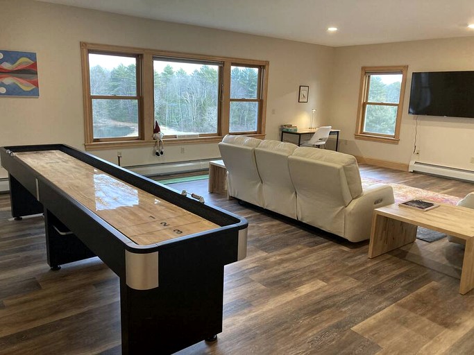 Cabins (United States of America, Topsham, Maine)