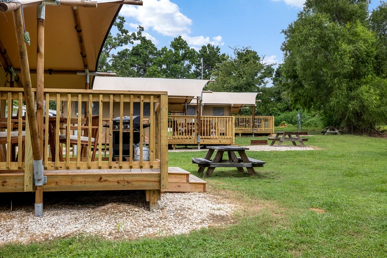 Safari Tents (United States of America, Onalaska, Texas)