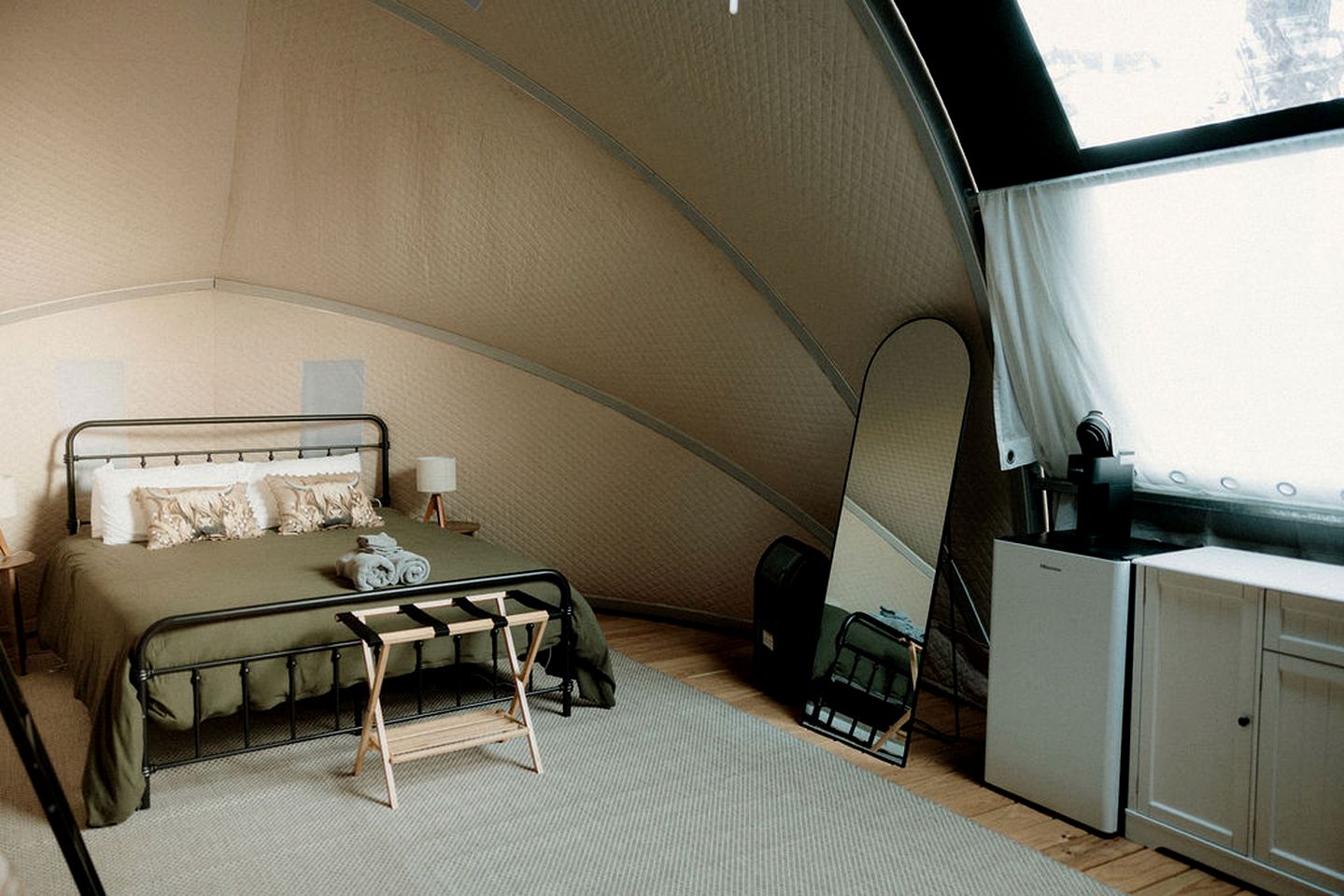 Scenic Glamping Tent with Orchard & Farm Animals near Mountainair in Torreon, New Mexico