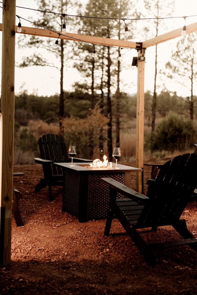 Scenic Glamping Tent with Orchard & Farm Animals near Mountainair in Torreon, New Mexico