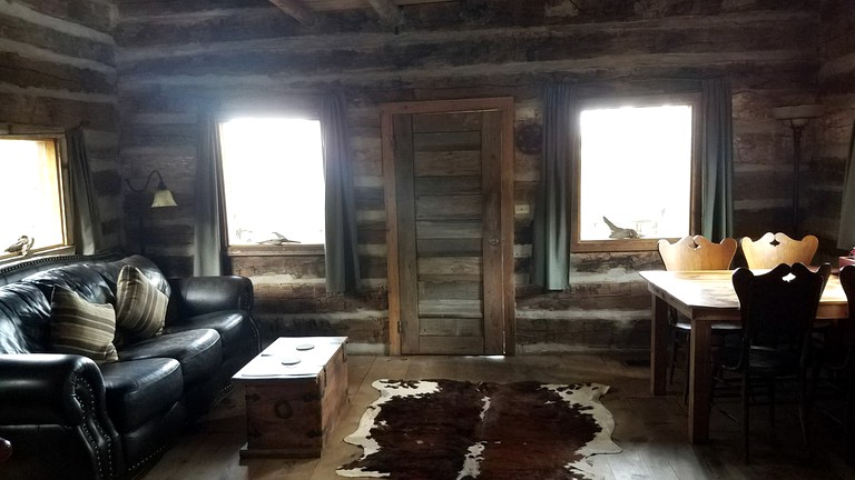 Log Cabins (Brenham, Texas, United States)