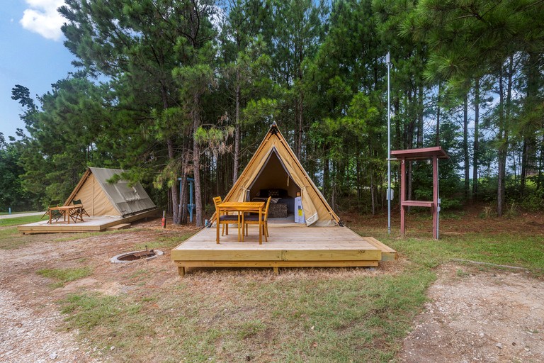 A-Frames (United States of America, Onalaska, Texas)
