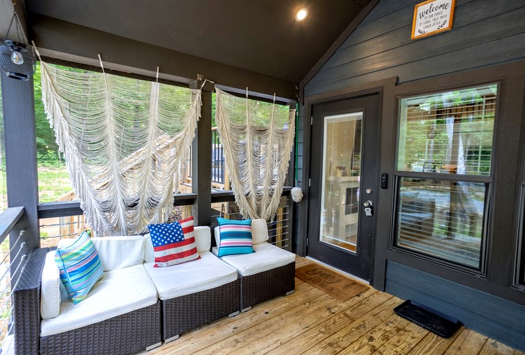 Cabins (United States of America, Monteagle, Tennessee)