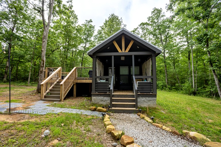 Cabins (United States of America, Monteagle, Tennessee)