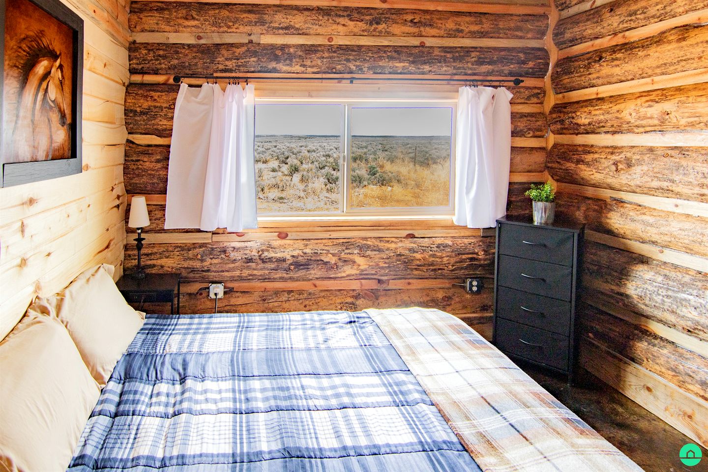 Beautiful Rustic Cabin with Breathtaking Scenic Views for a Peaceful Escape in Blanding, Utah