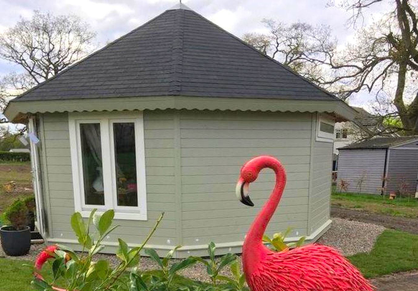 Scenic Holiday Rental for a Romantic Getaway near Loch Lomond, Scotland