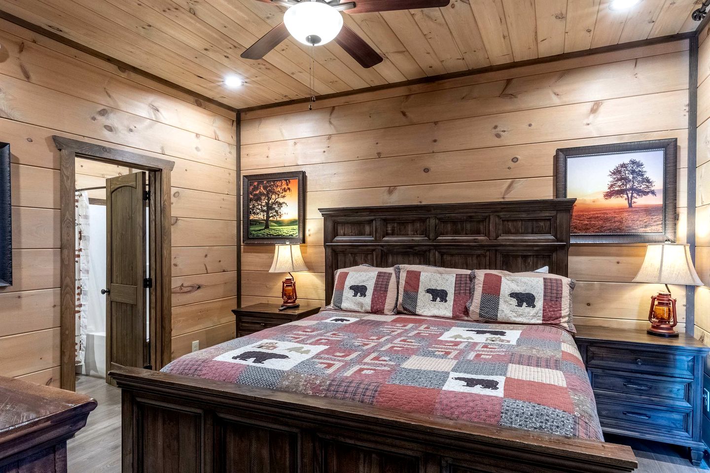 Scenic Smoky Mountain Cabin with Theater & Game Room near Gatlinburg, Tennessee