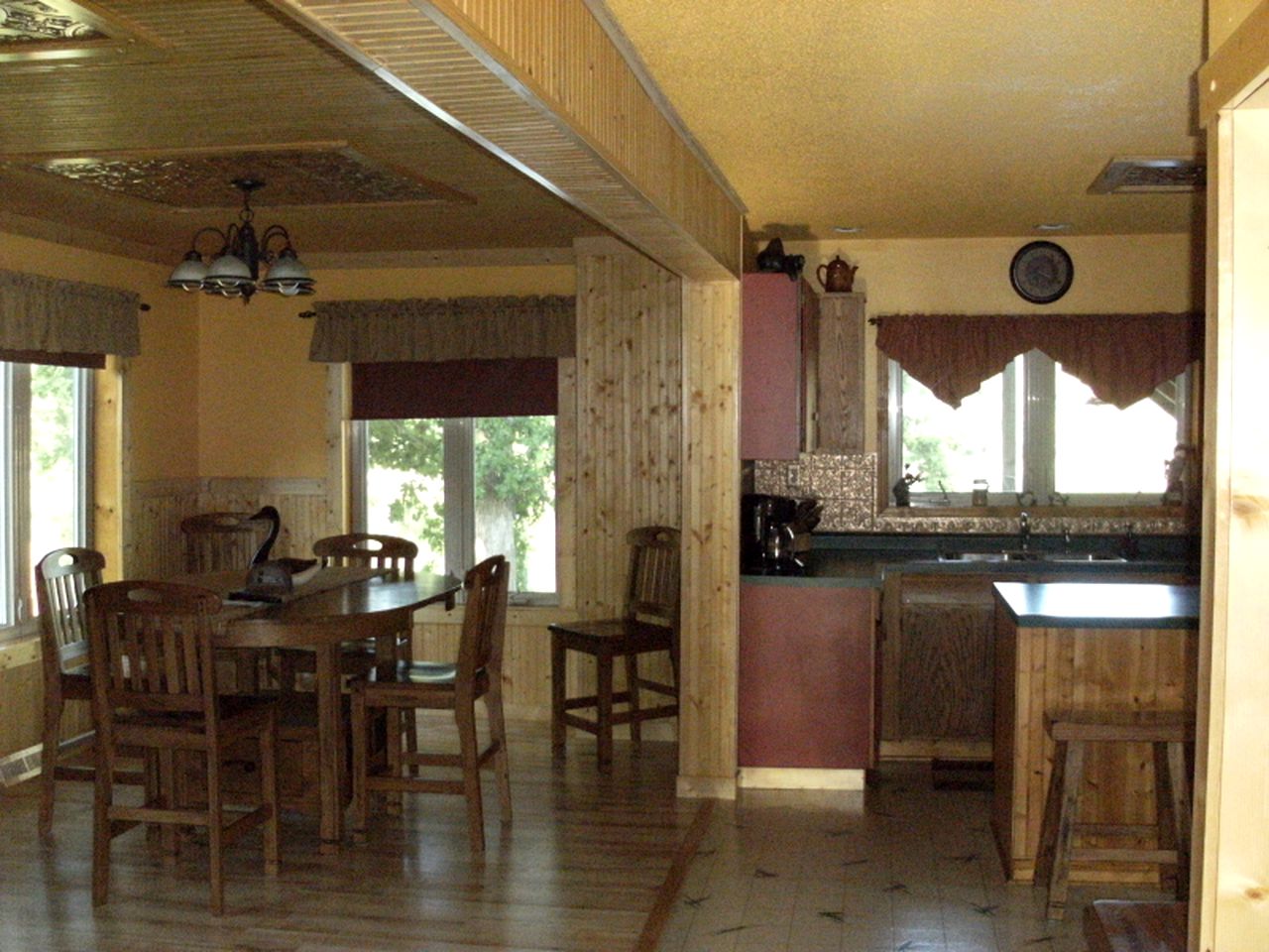 Delightful Riverfront Cabin Rental in Chippewa County near Eau Claire, Wisconsin