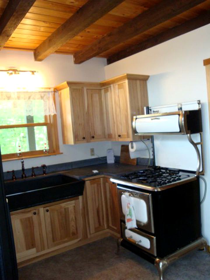 Family-Friendly Vacation Rental with View over Schoodic Lake near Bangor, Maine