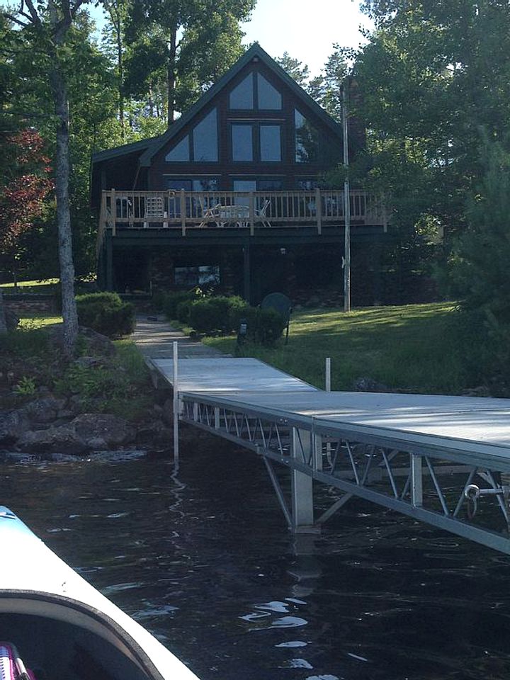 Family-Friendly Vacation Rental with View over Schoodic Lake near Bangor, Maine