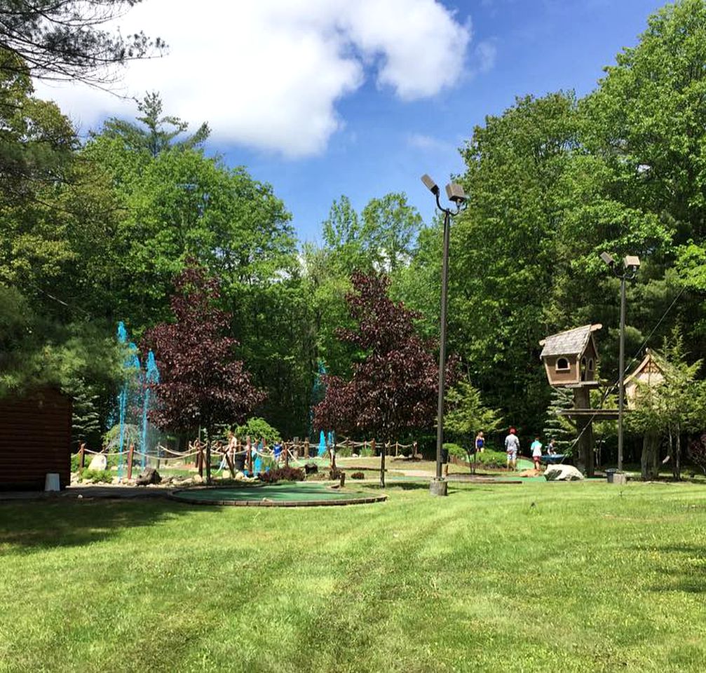 Fabulous Getaway in a Luxury Safari Tent near Saratoga Springs, New York