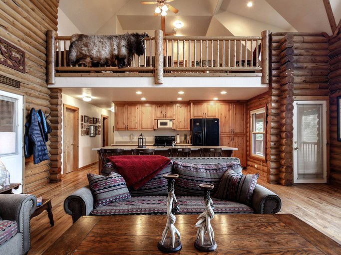 Log Cabins (Scofield, Utah, United States)