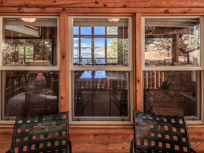 Log Cabins (Scofield, Utah, United States)