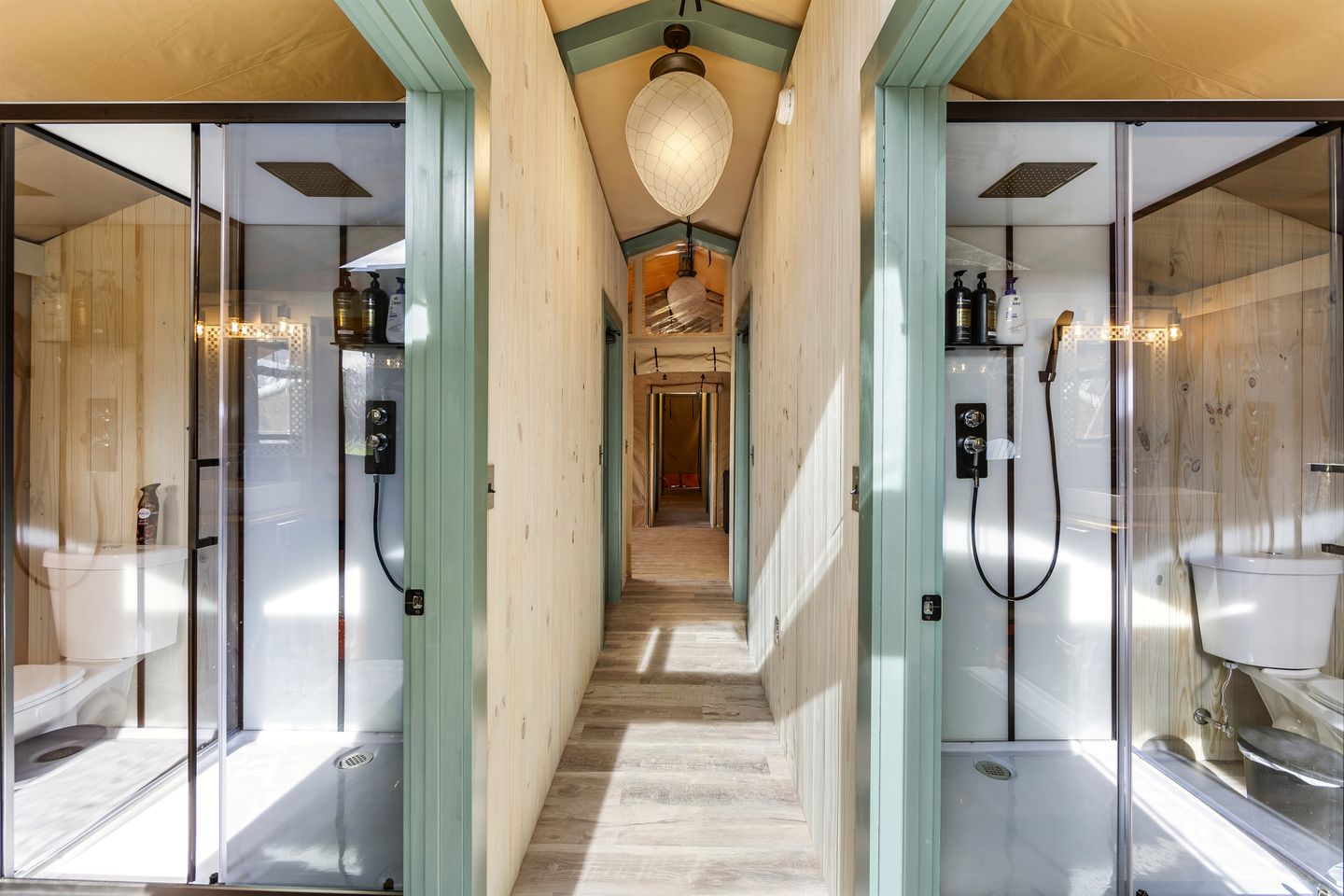 Serene Creekside Safari Tent Retreat near Smoky Mountain in Tennessee