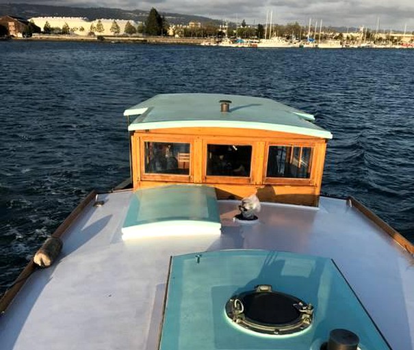 Boats & Floating Homes (Alameda, California, United States)