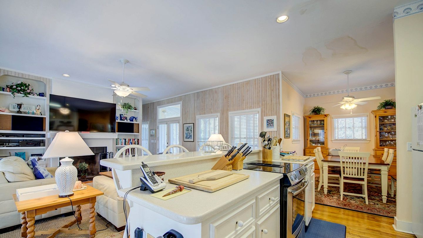 Incredible Beach House with Nice Views in Georgetown, South Carolina