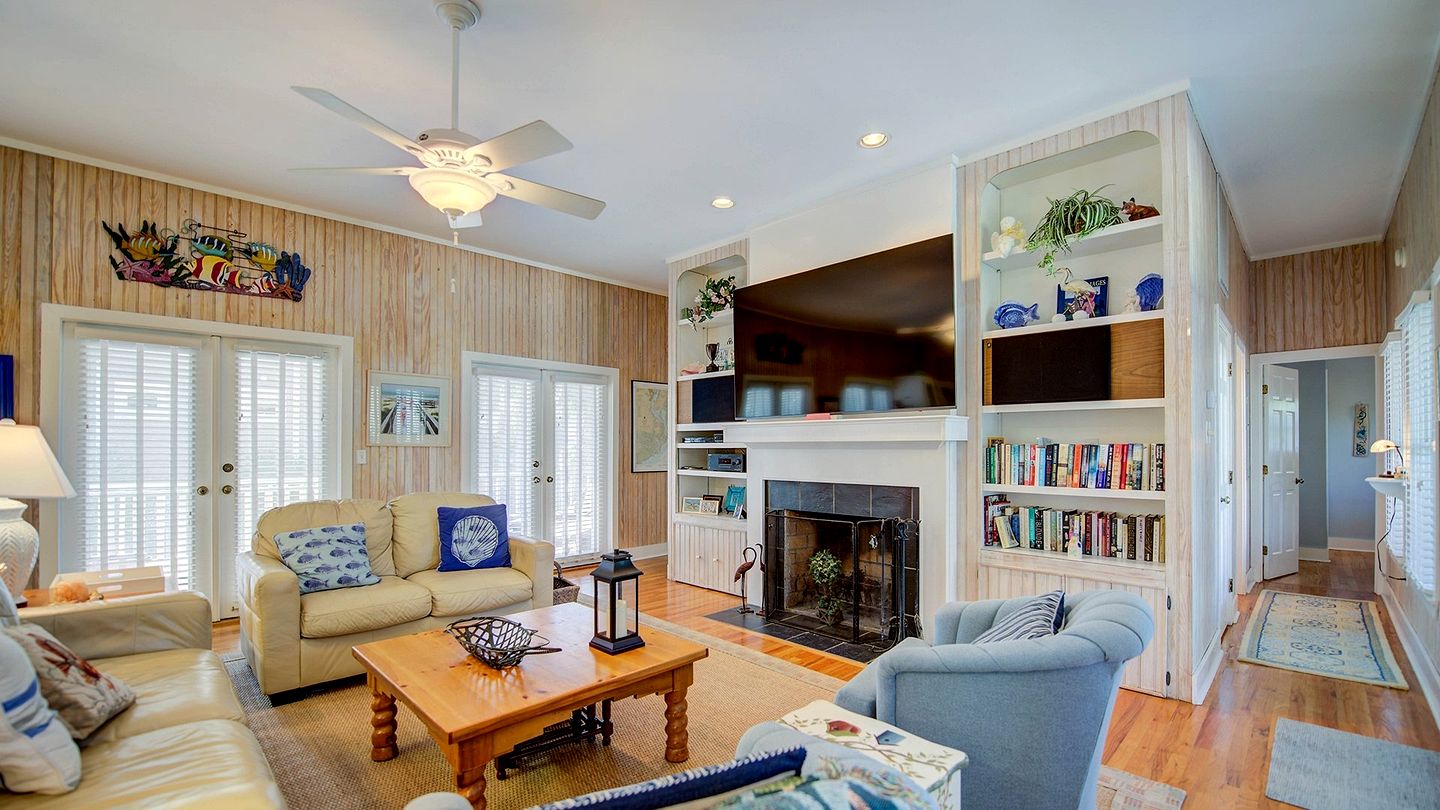 Incredible Beach House with Nice Views in Georgetown, South Carolina