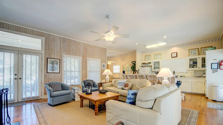 Beach Houses (United States of America, Georgetown, South Carolina)