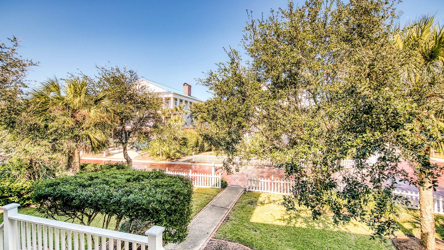 Incredible Beach House with Nice Views in Georgetown, South Carolina
