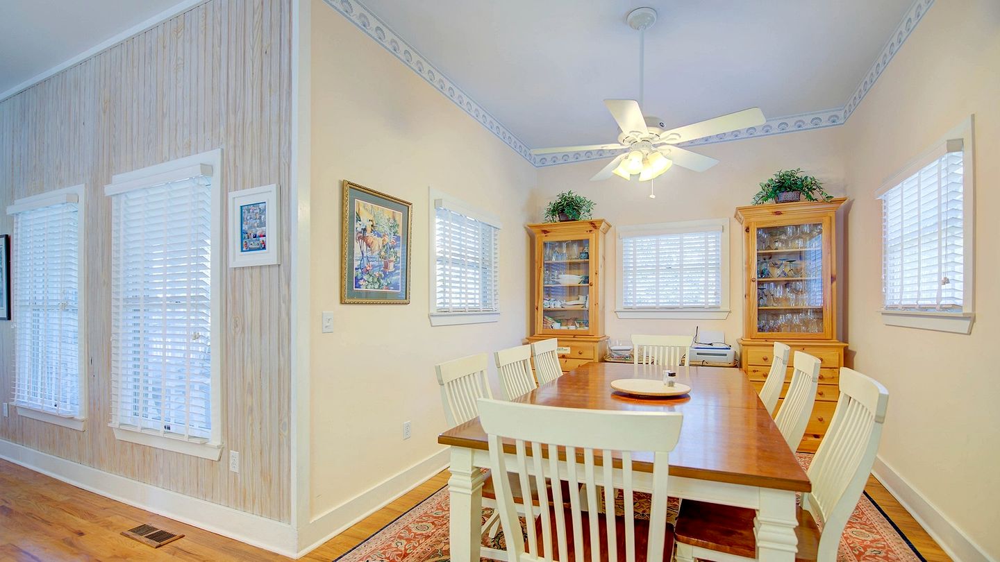 Incredible Beach House with Nice Views in Georgetown, South Carolina