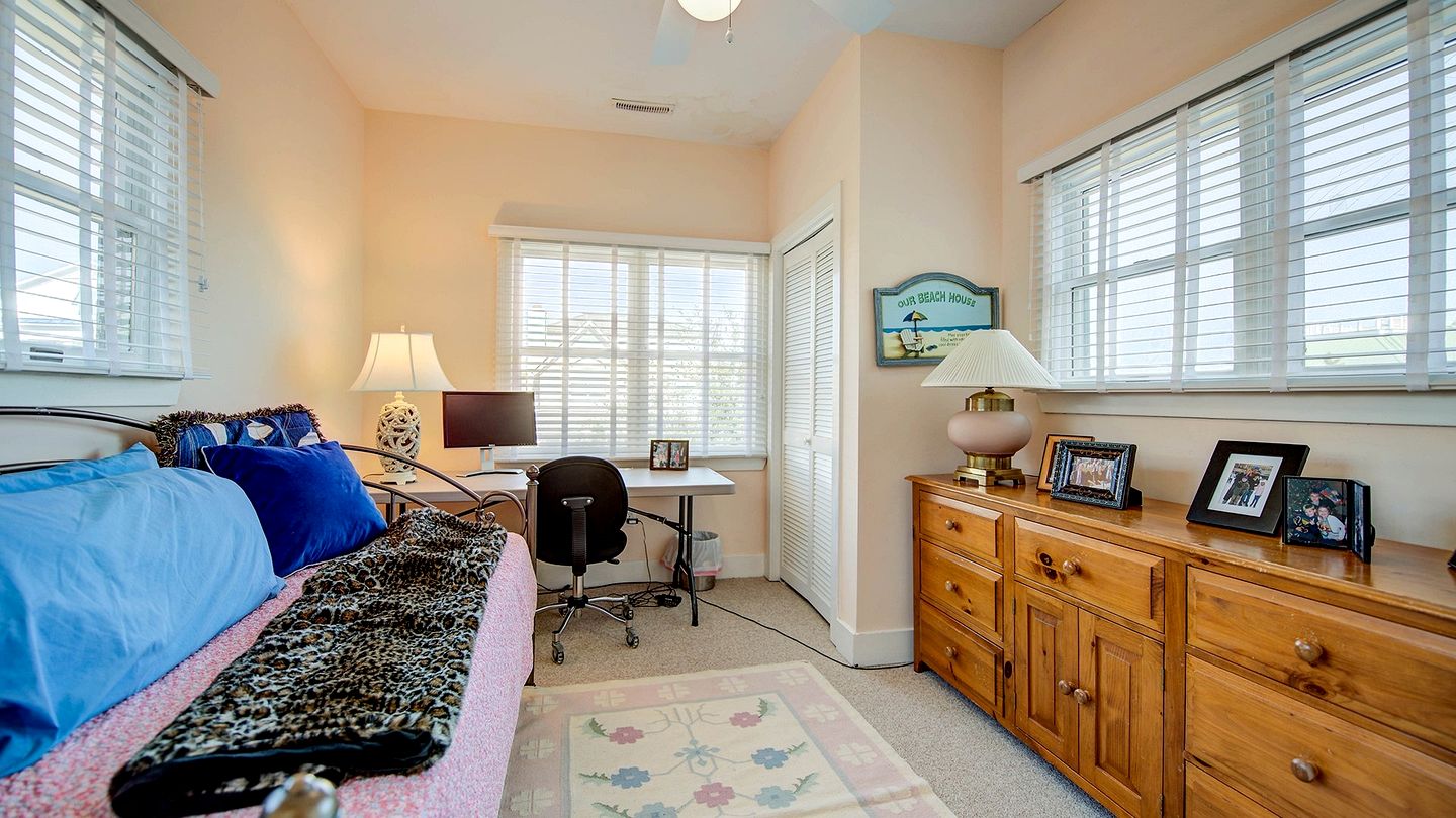 Incredible Beach House with Nice Views in Georgetown, South Carolina