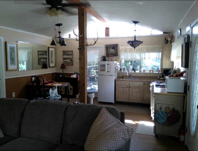 Romantic Getaway for Two at Deluxe Cabin between San Antonio and Austin, Texas | Cabins (Fredericksburg, Texas, United States of America)